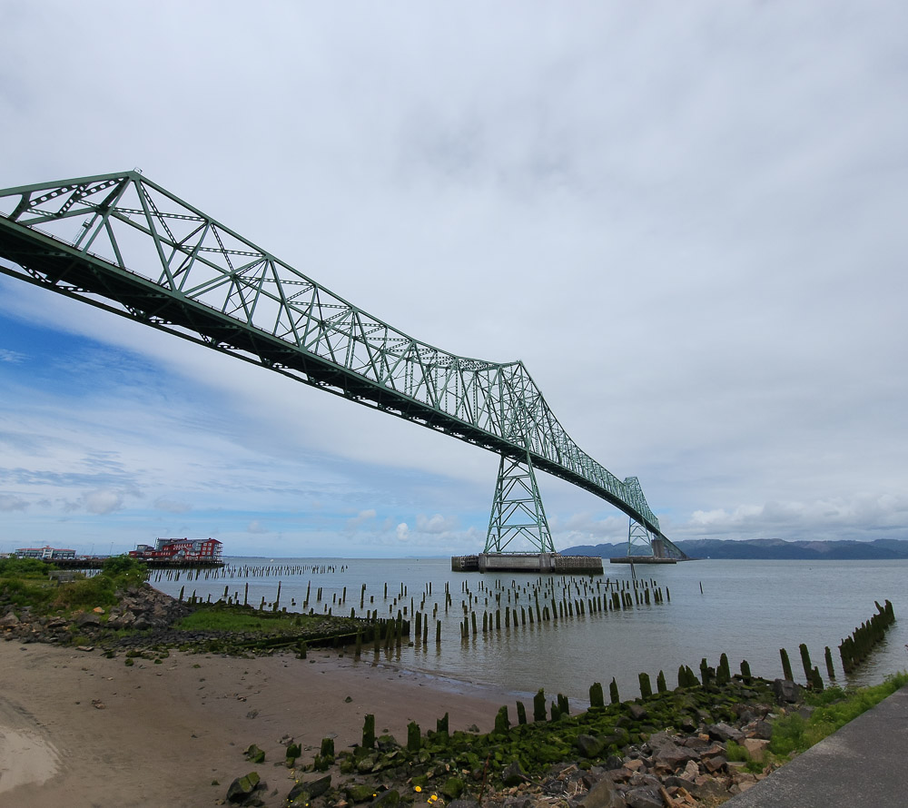 the Astoria-Megler bridge to Vancouver, Washington