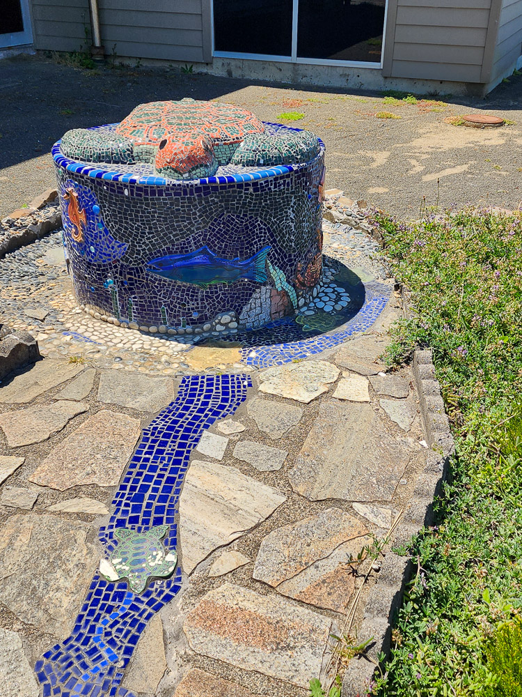 an outdoor mosaic turtle in Newport, Oregon
